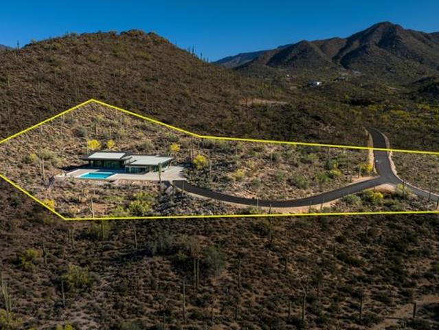 Land for sale in Cave Creek, Arizona