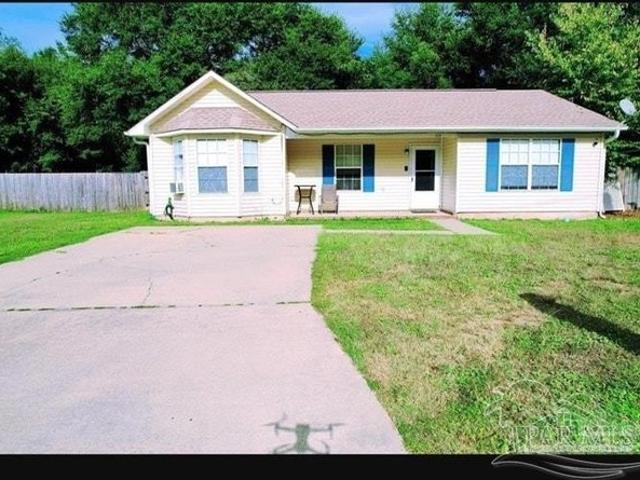 House for sale in Pace, Florida
