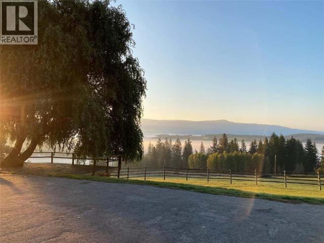 House for sale in Spallumcheen, British Columbia