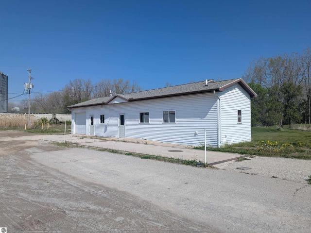Commercial for sale in Standish, Michigan