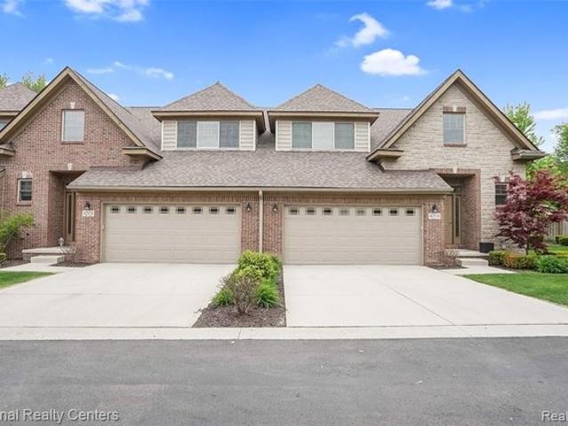 Condo for sale in Plymouth, Michigan