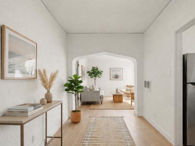 Apartment for rent in Long Beach, California