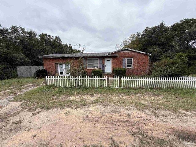 House for sale in Milton, Florida
