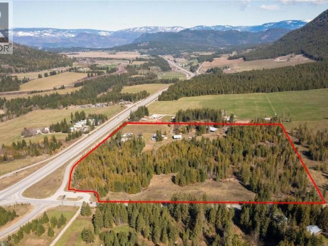 House for sale in Tappen, British Columbia