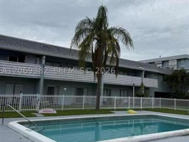 Condo for sale in Plantation, Florida
