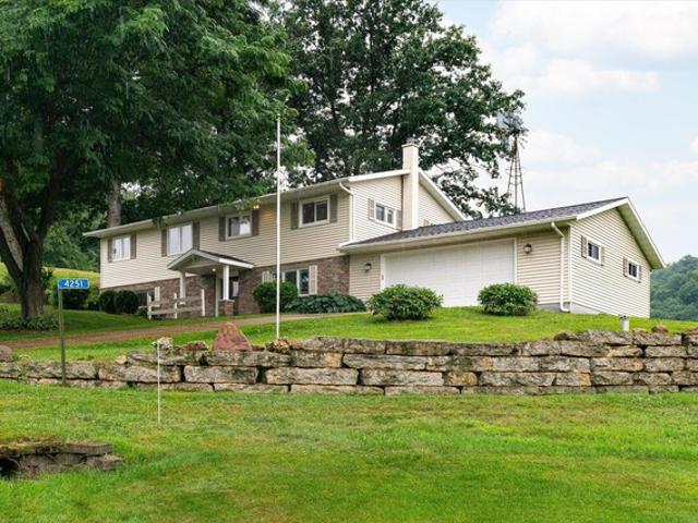 House for sale in La Crescent, Minnesota