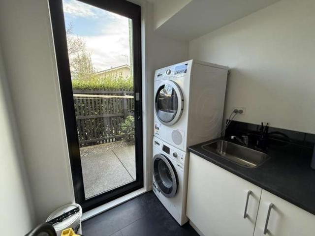 Apartment for rent in Heathcote, Canterbury