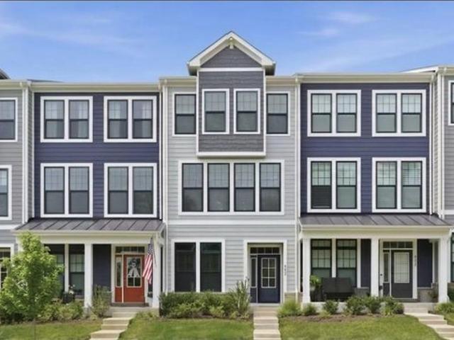 Townhouse for sale in Virginia