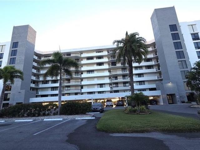 Condo for sale in Fort Myers Beach, Florida