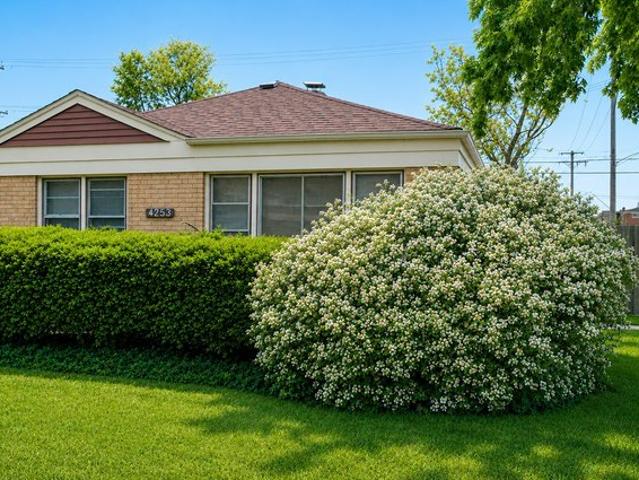 House for sale in Lyons, Illinois