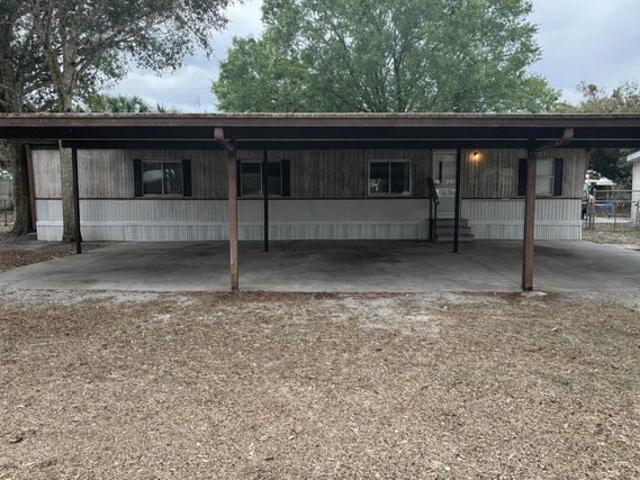 House for sale in Okeechobee, Florida