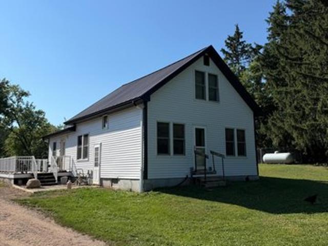 House for sale in Harris, Minnesota