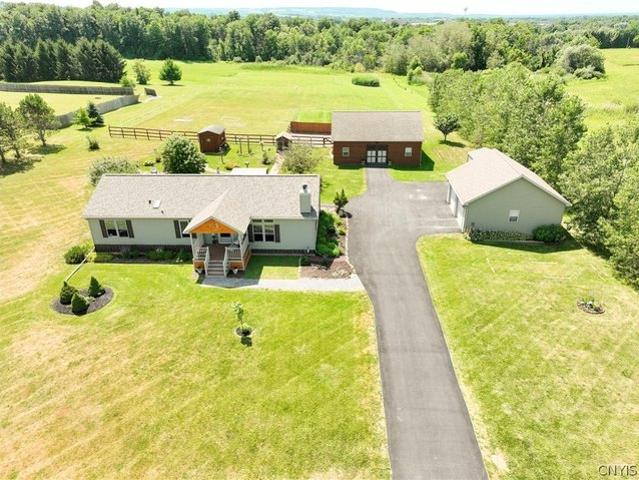 House for sale in Oneida, New York