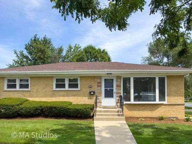 House for sale in Skokie, Illinois
