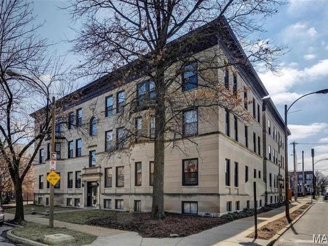 Condo for sale in Saint Louis, Missouri