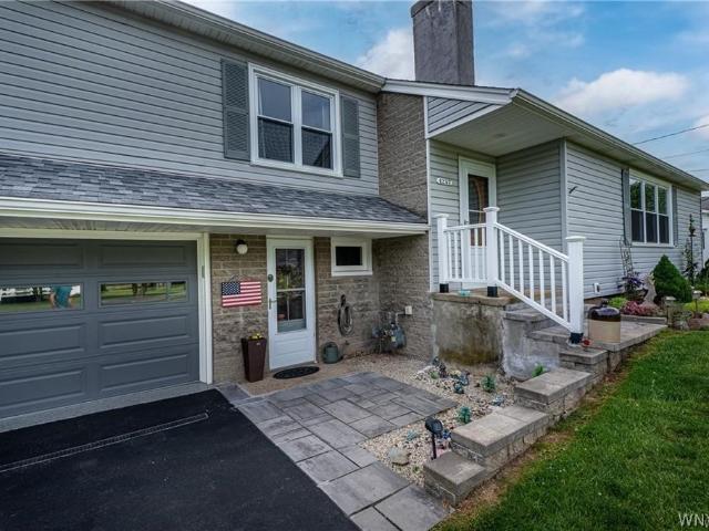 House for sale in Niagara, New York