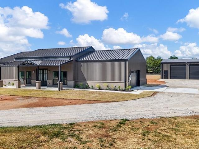 House for sale in Johnson, Texas