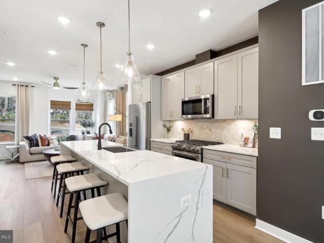 Townhouse for sale in Virginia
