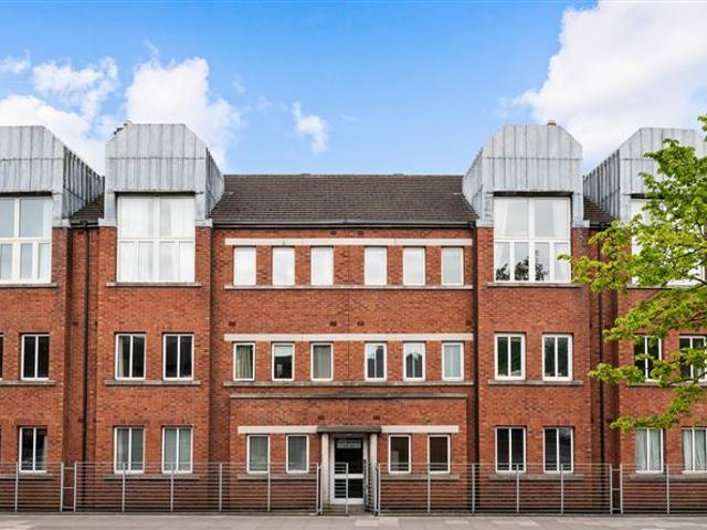 Flat for sale in Bluebell, North Tipperary