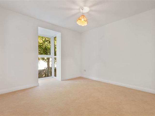 Apartment for sale in Dun Laoghaire, North Tipperary