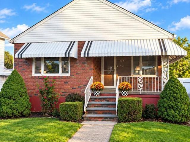House for sale in Hyde Park, Scranton