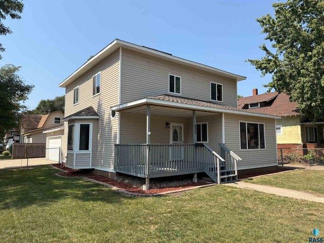 House for sale in Watertown, South Dakota