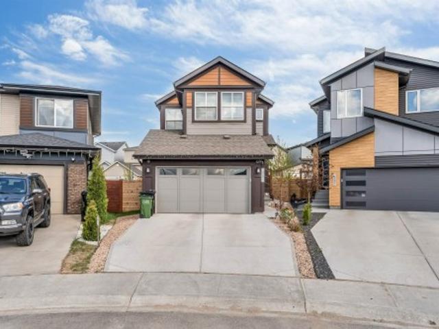House for sale in Charlesworth, Edmonton
