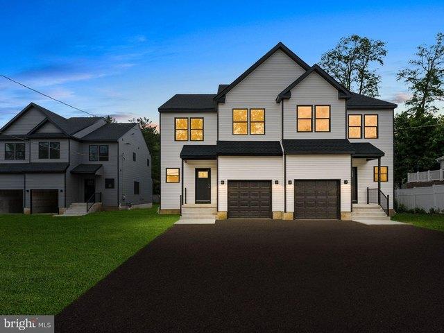 Townhouse for sale in Turnersville, New Jersey