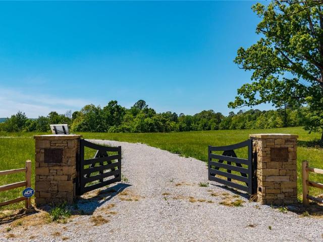 House for sale in Ark