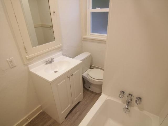 Apartment for rent in Regent Square, Pennsylvania