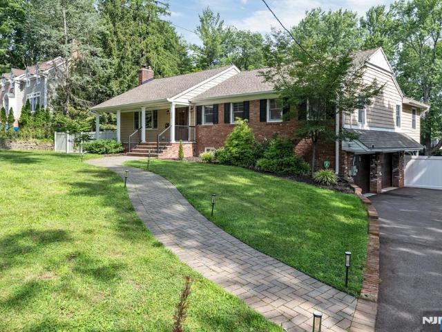 House for sale in Wyckoff, New Jersey