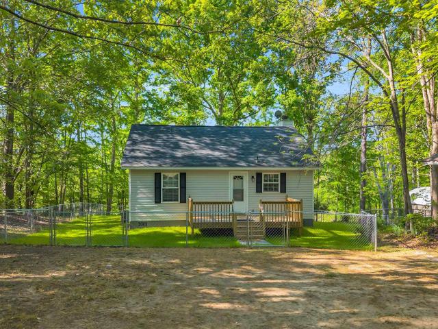 House for sale in Waterloo, South Carolina