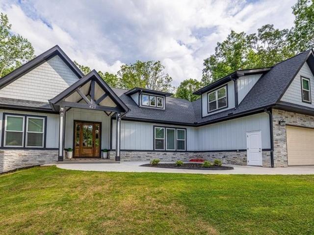 House for sale in Campobello, South Carolina