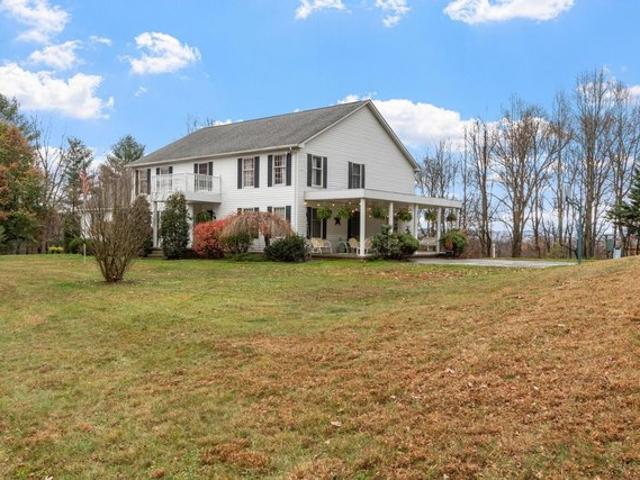 House for sale in Summersville, West Virginia