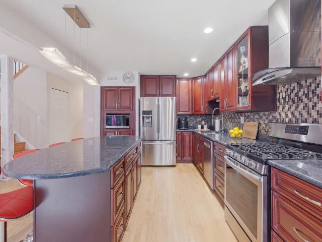 Townhouse for sale in Deerfield, Illinois