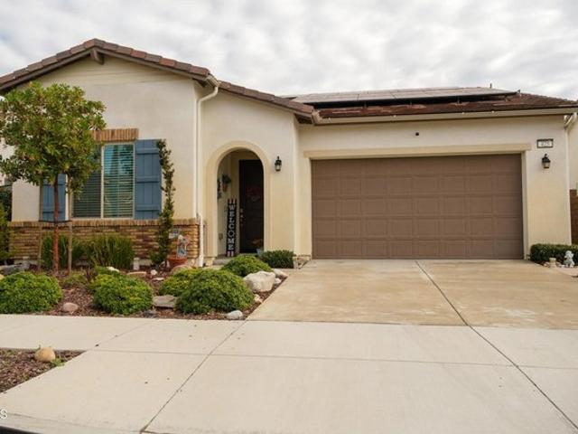 House for sale in Santa Paula, California