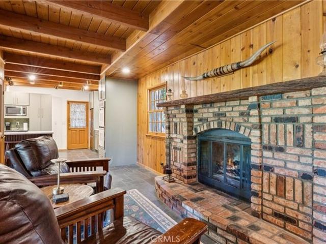 House for sale in Cedar Glen, California