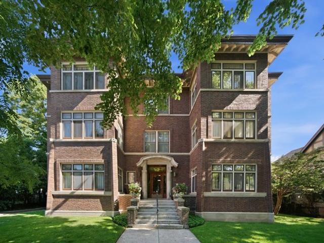 Condo for sale in Evanston, Illinois
