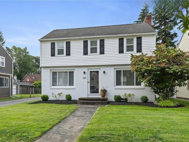 House for sale in Oak Hill, New York