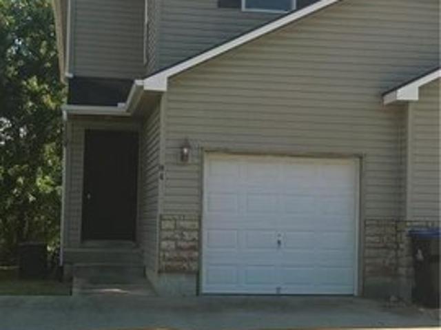 Townhouse for sale in Warrensburg, Missouri