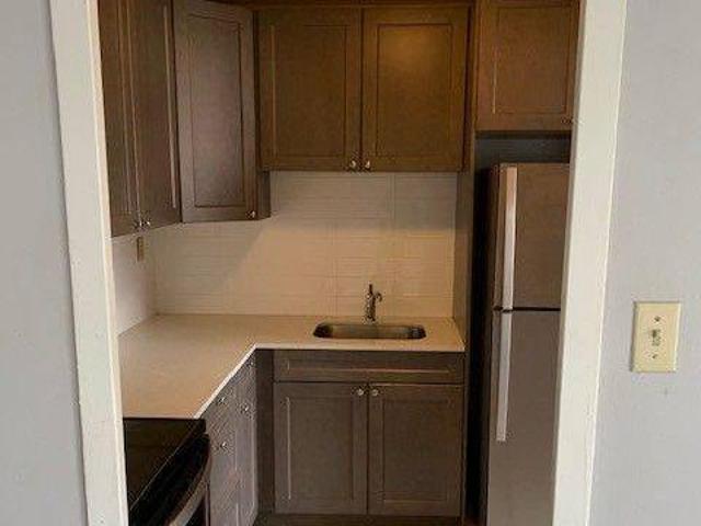 House for rent in Oakville