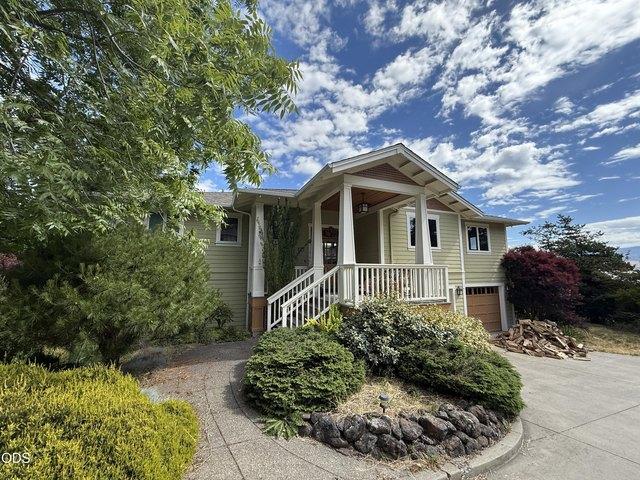 House for sale in Oregonia