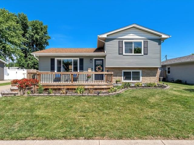 House for sale in Eldridge, Iowa