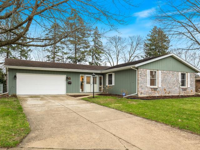 Property for sale in Elgin, Illinois