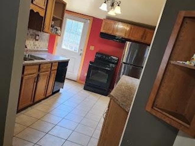 House for sale in Falls View, Fall River