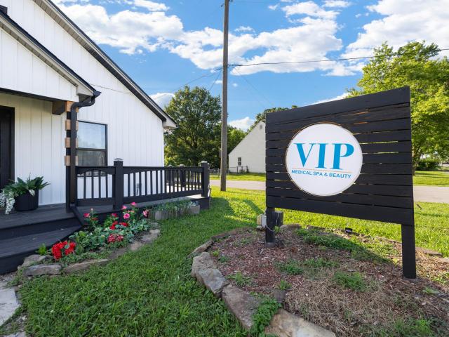 Commercial for sale in Nixa, Missouri