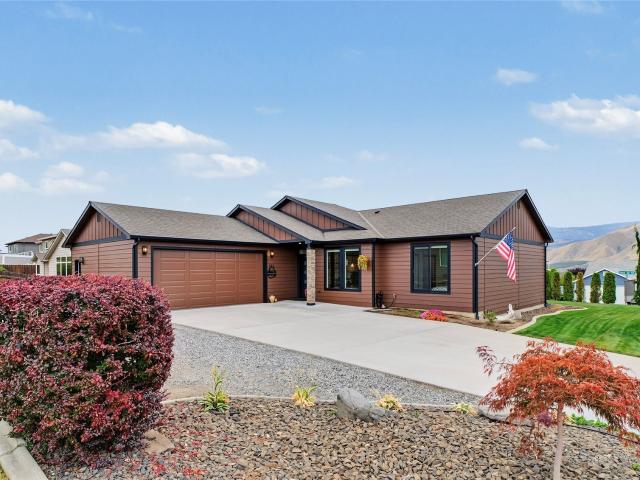 House for sale in East Wenatchee, Douglas County