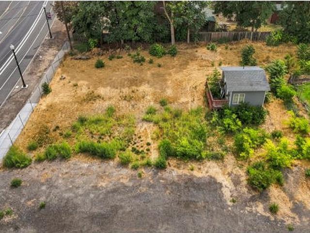 Commercial for sale in Stanfield, Umatilla County