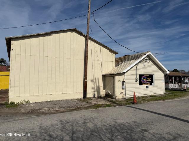 Commercial for sale in Elizabeth City, North Carolina