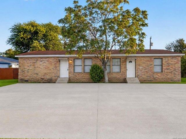 House for sale in Leesville, Texas